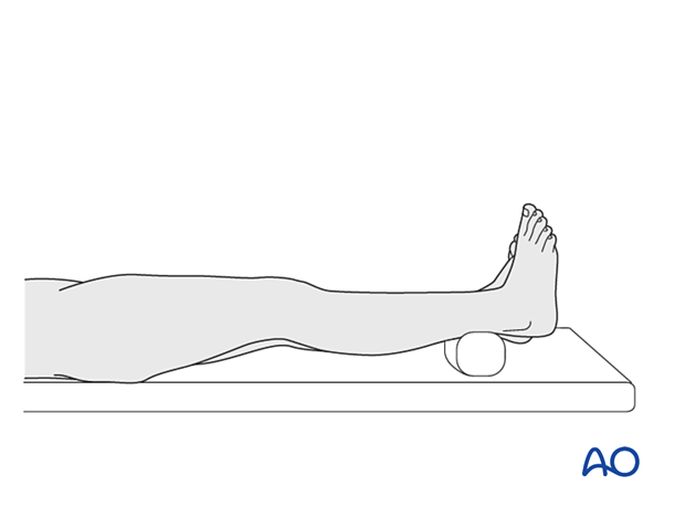 Patient and leg position for treatment of distal fibular fractures